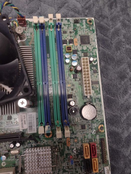 Kit gaming ;RAM ;placa video; placa de bază