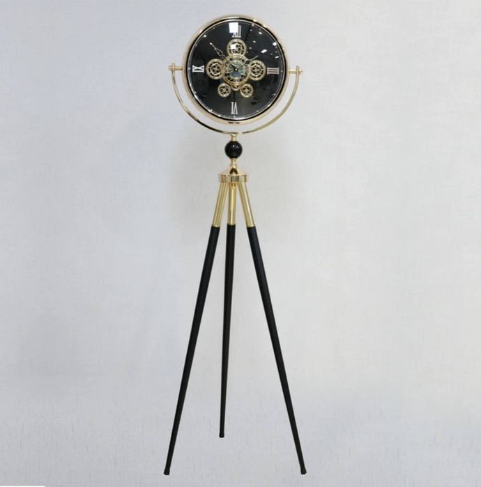 Retro tripod pol soati