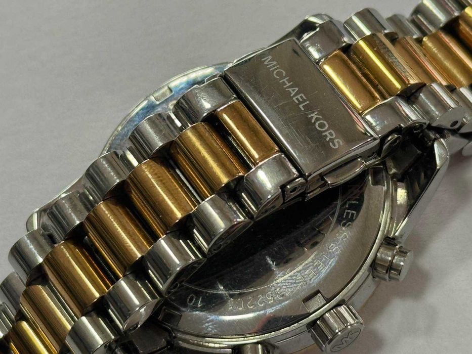 Часовник Michael Kors Lexington MK7219