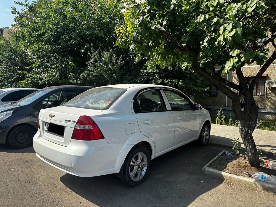 Chevrolet nexia 3 (avtomat)