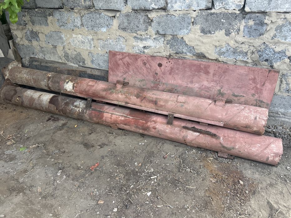 Столб металический