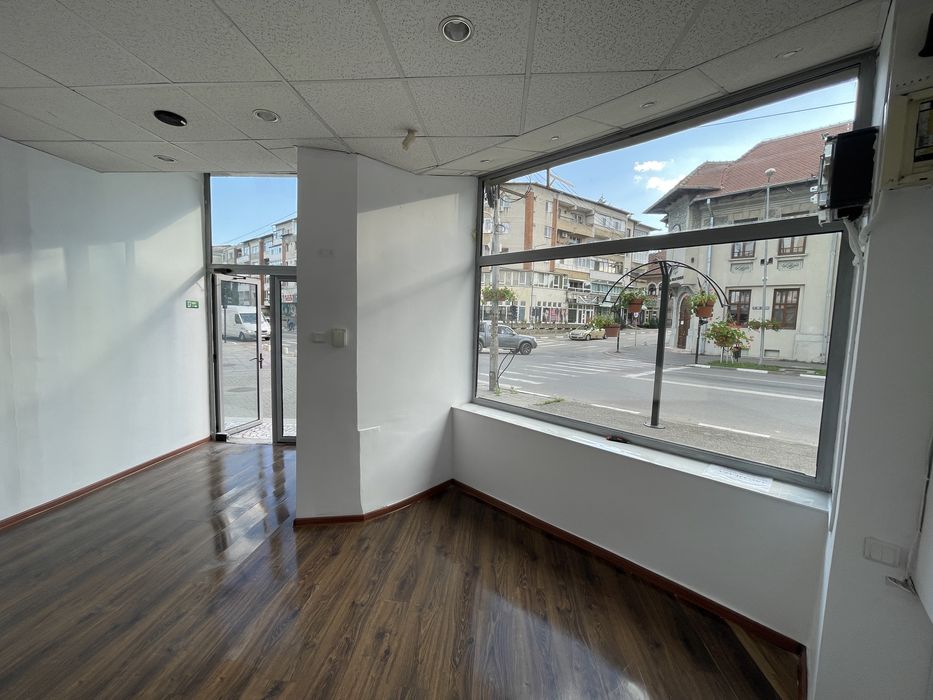 SPATIU DE INCHIRIAT Dragasani Ultracentral inchiriere