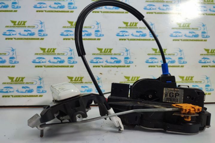 Broasca cu maner exterior dreapta fata 13579523 Opel Astra J  [din 2009 pana  2012] seria