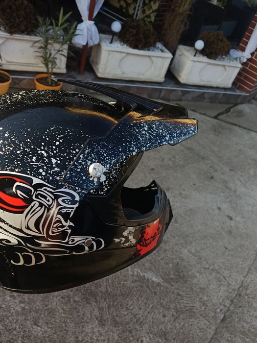 Casca Panther 150 lei