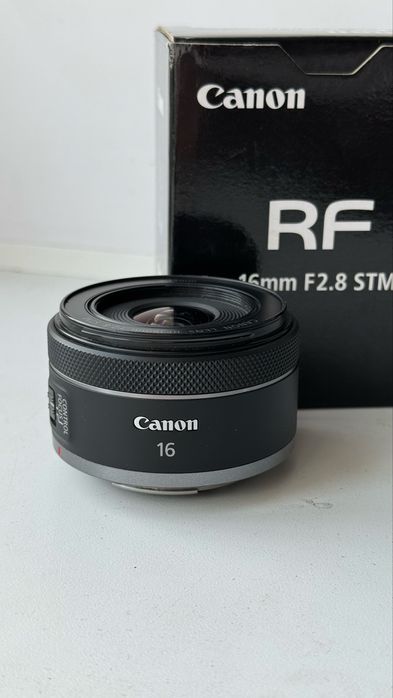 Canon RF 16mm f/2.8 STM