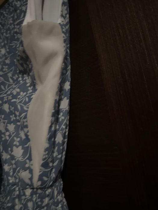 Продам платье б/у