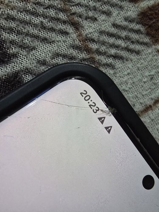 Galaxy s20u и redmi 9a