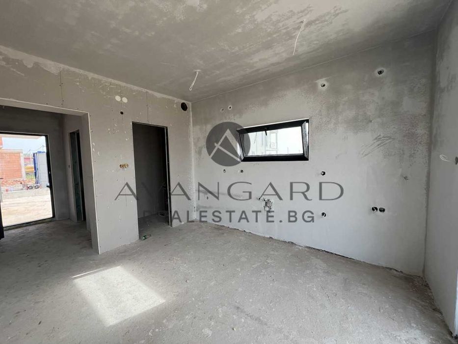 Продава се Къща в с. Оризари, Област Пловдив - 245 кв.м за 1123 €/кв.м - Снимка #4