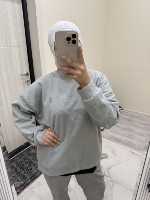 Свитшоты 2000тг ,1000 тг