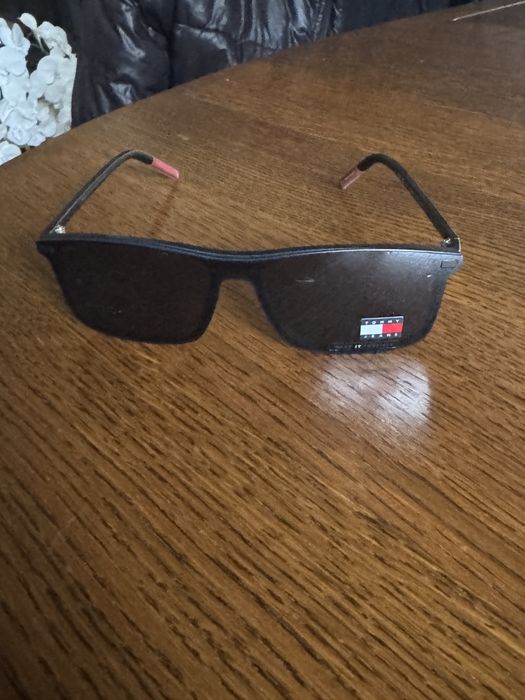 OCHELARI Tommy Hilfinger cu dioptrii de vedere si rama magnetica