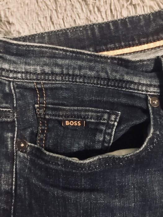 Оригинални дънки  “HUGO BOSS”