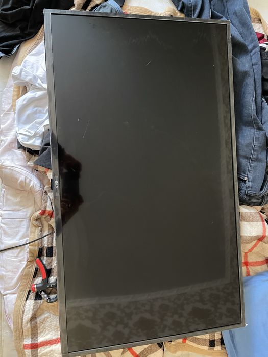 Продаетс телевизор разбит экран