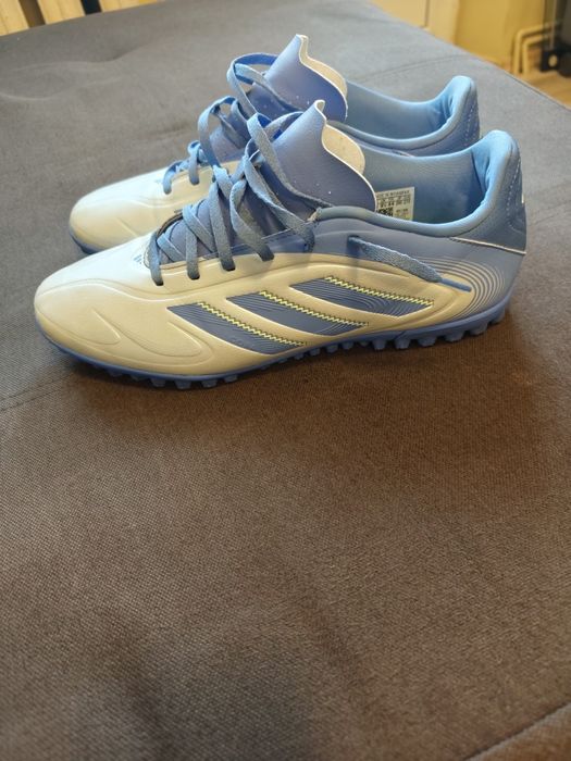 Ghete / adidași fotbal sintetic Adidas mărimea 44