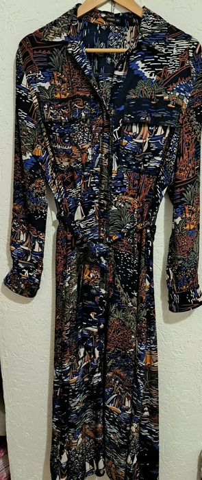 Дамски дрехи-М размер-25€ всички