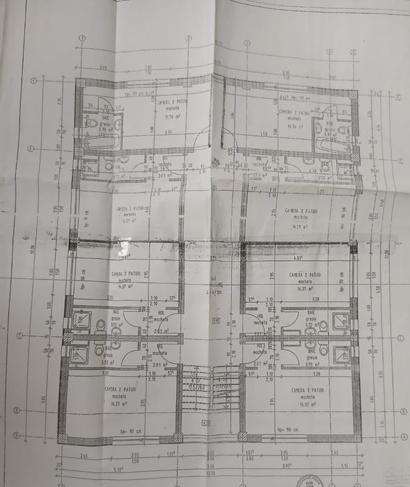 Închiriez  clădire/spatiu comercial 4 etaje  Hotel. Pensiune.Clinică . Birouri central   zona  centru ,,Lîngă spitalul  public"