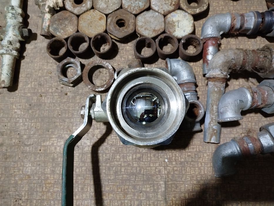 Продам пробки и прочее