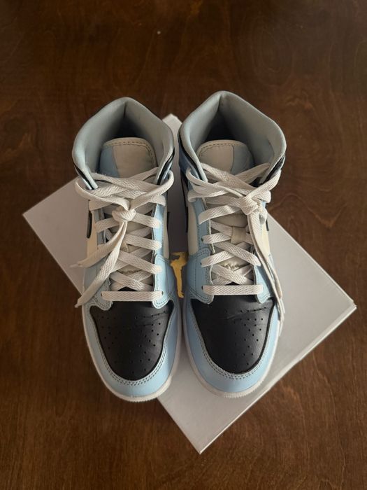 Nike Air Jordan 1 Mid