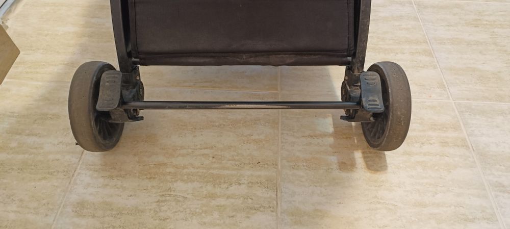 Cărucior tip troller , CAM COMPASS ,0-36 luni,cu pozitie de somn 180 ⁰