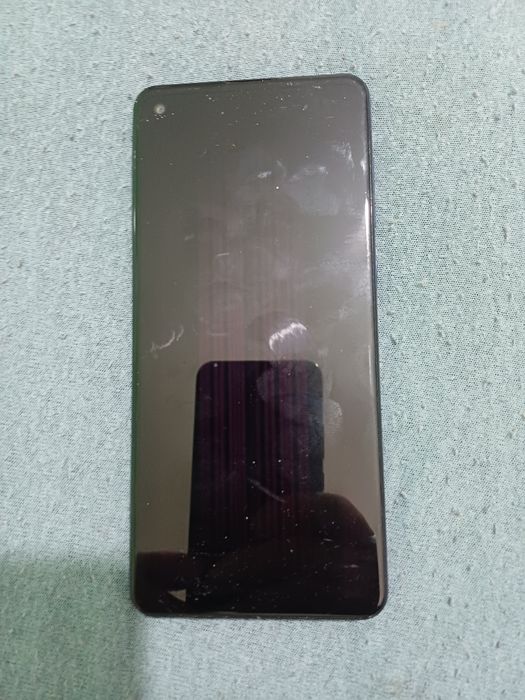 Samsung Galaxy A21S cu displayul defect. Placa este buna
