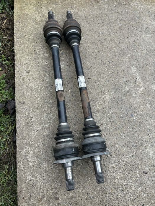 Полуоски и кардан BMW E70 M57 235