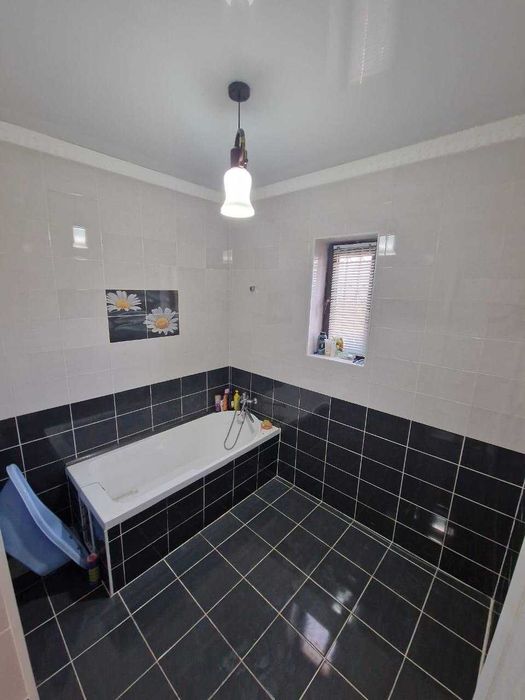 Двухэтажный Дом 8 комнатный