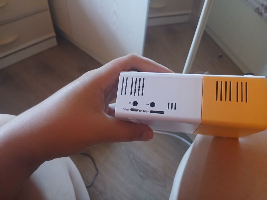 Vand video proiector functionabil