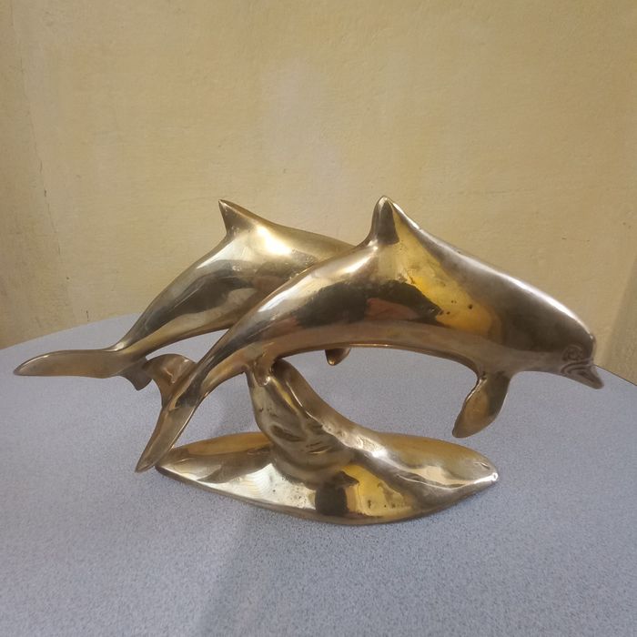 Statuieta -"delfini"