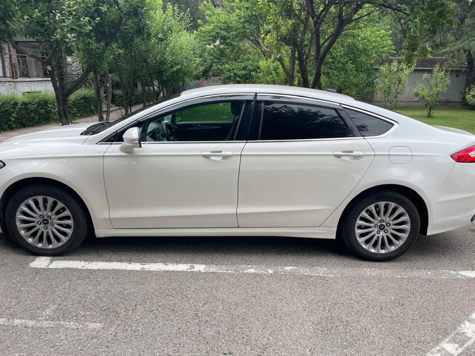 Продам машину ford mondeo срочно