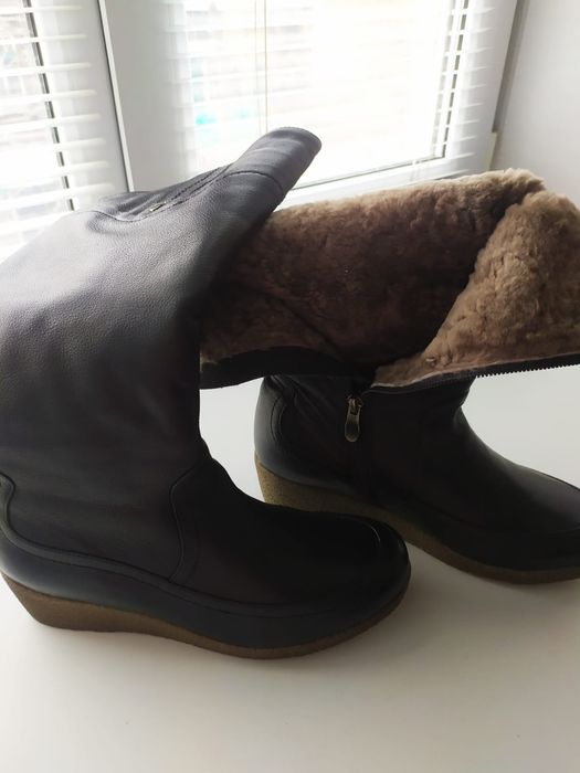 Продам сапоги новые !