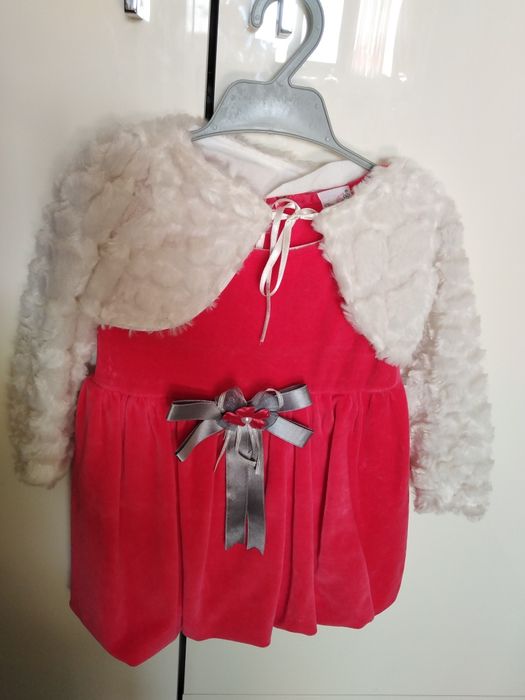 Рокля размер 98.