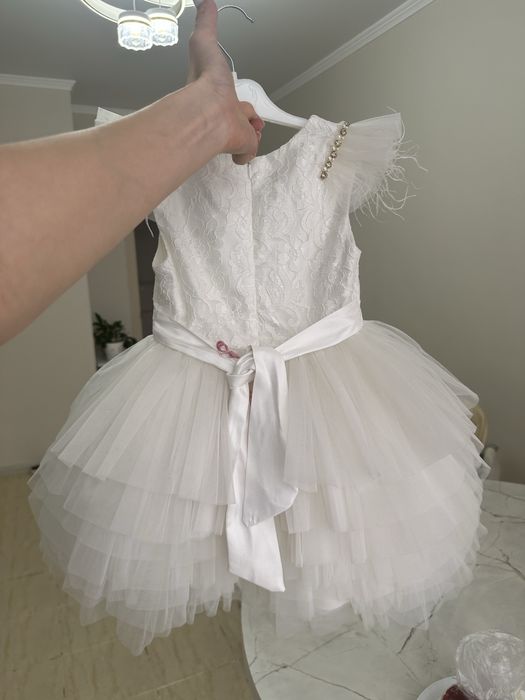 Нарядное платье