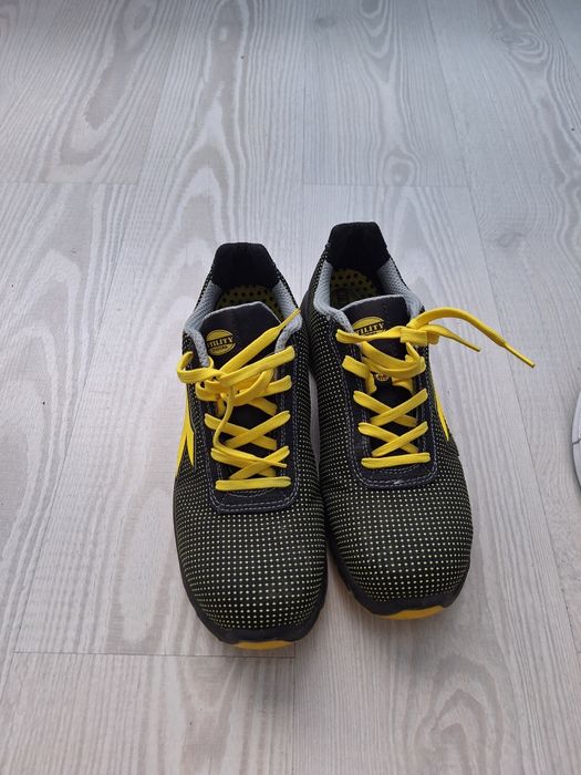 Pantofi utilitari DIADORA