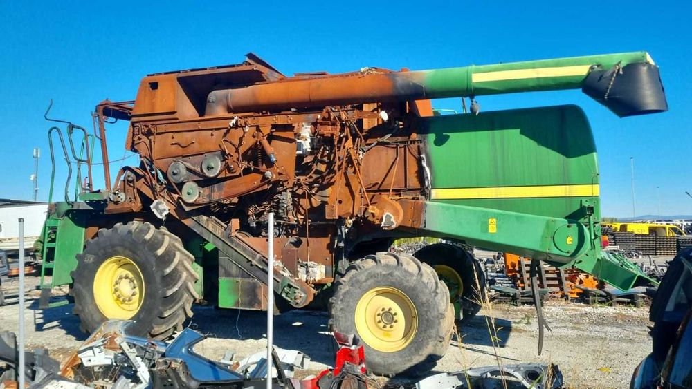 Комбайн на части John Deere W650