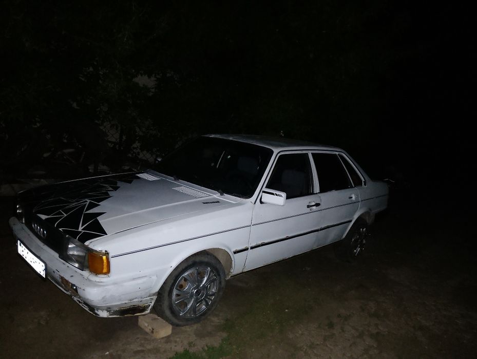 Ауди 80 б2  торг есть