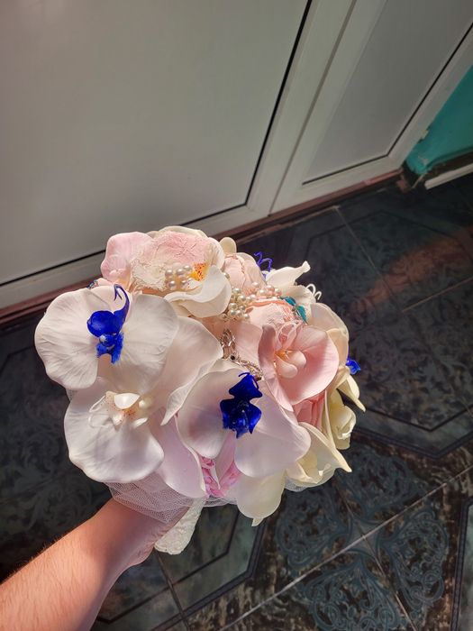 Flori de hartie, cu ornamente