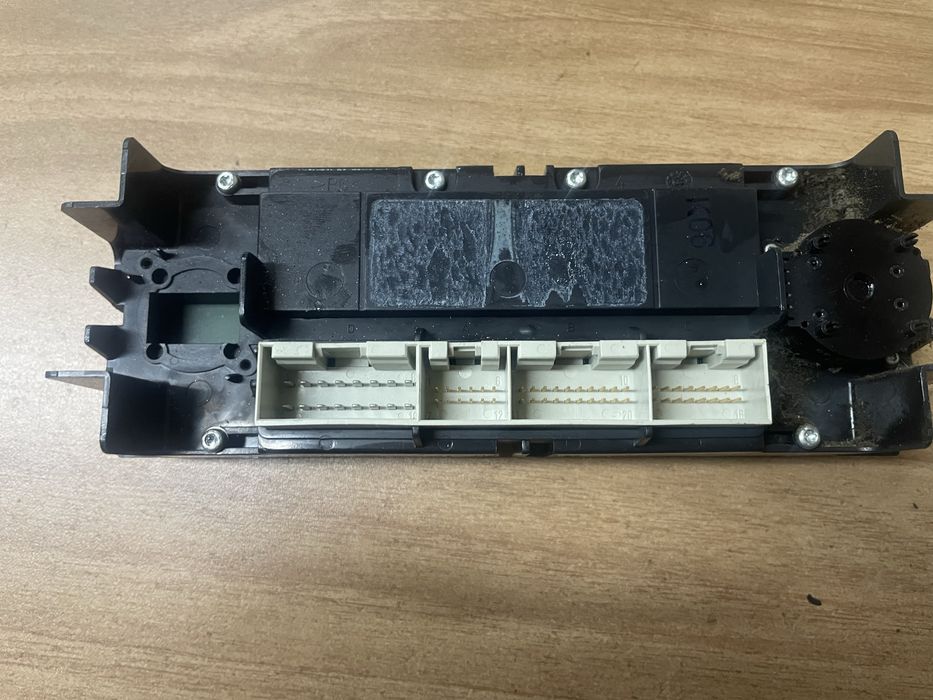 Панел климатроник за Volkswagen Bora Golf 4 (10.1998 - 12.2013)