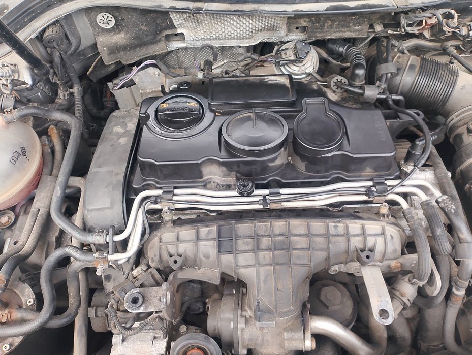 Продавам Volkswagen Passat b6 2.0 tdi 170 коня на части .