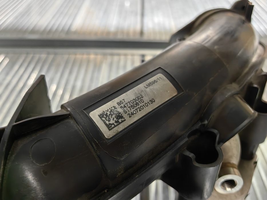 Всмукателен колектор за BMW G серии дизел B57