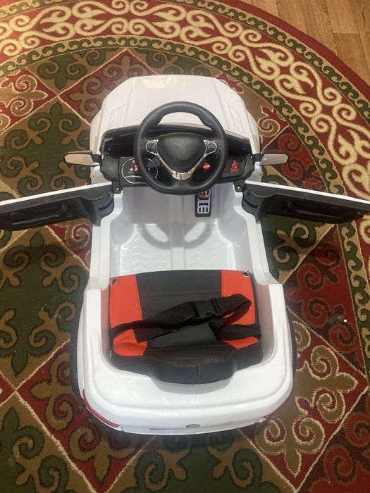 Продам детский рендж ровер