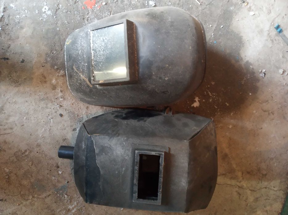 Маски защитные сварочные,