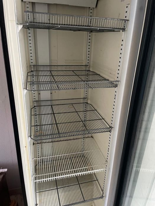 Вакуматор,холодильник и весы