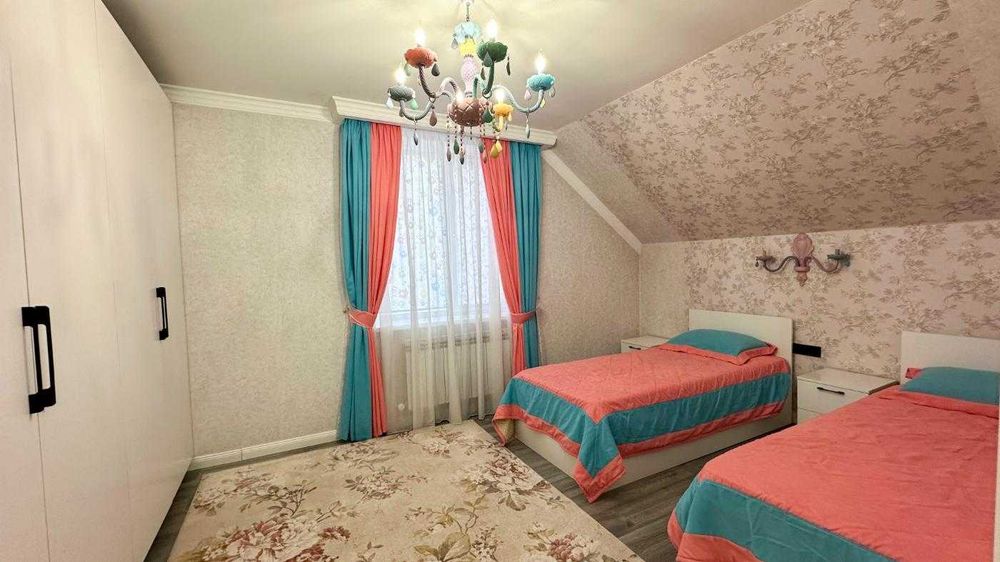 Продается дом в Восточном мкр Константин империя