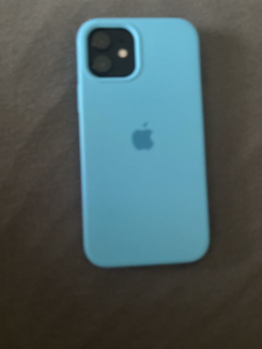 Телефон: Iphone 12