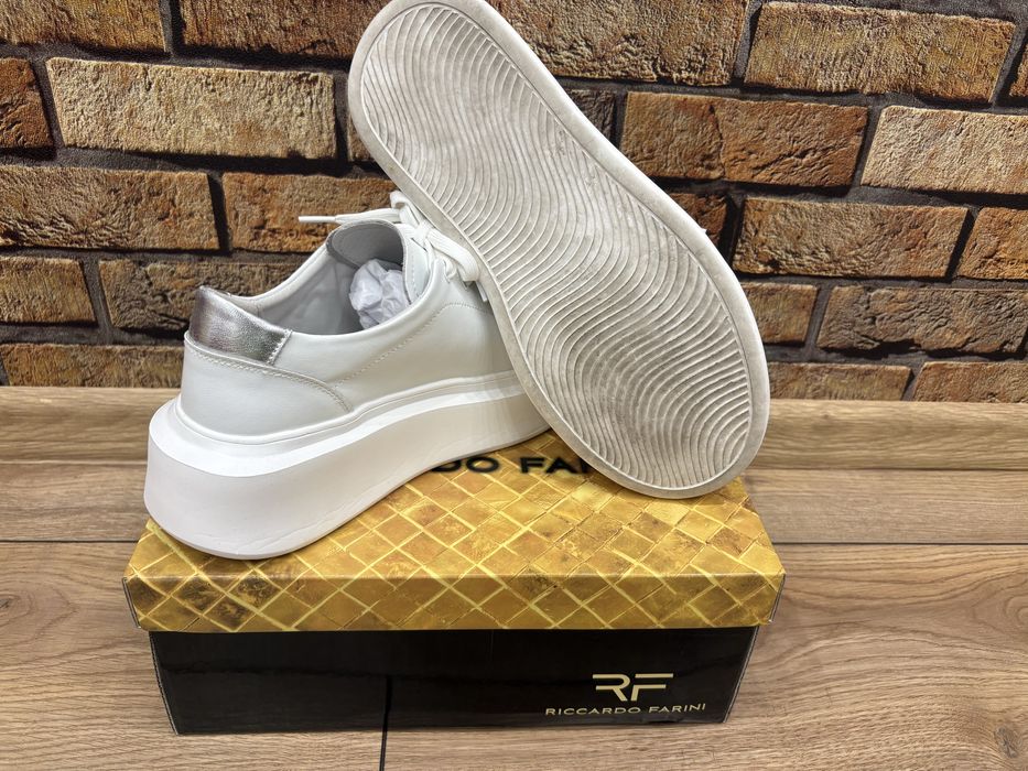 Кецове от естестена кожа на Paolo Botticelli