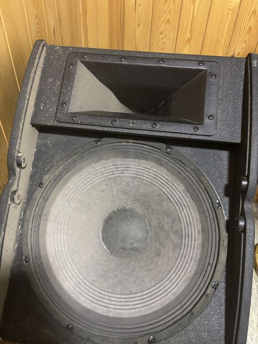 Акустическая система Electro-Voice TX1152FM