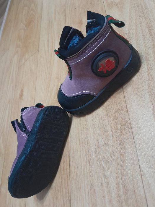 Отдам куртка,штаны, обувь