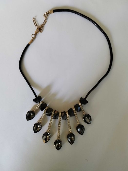 Бижута - колиета, колиета с обеци