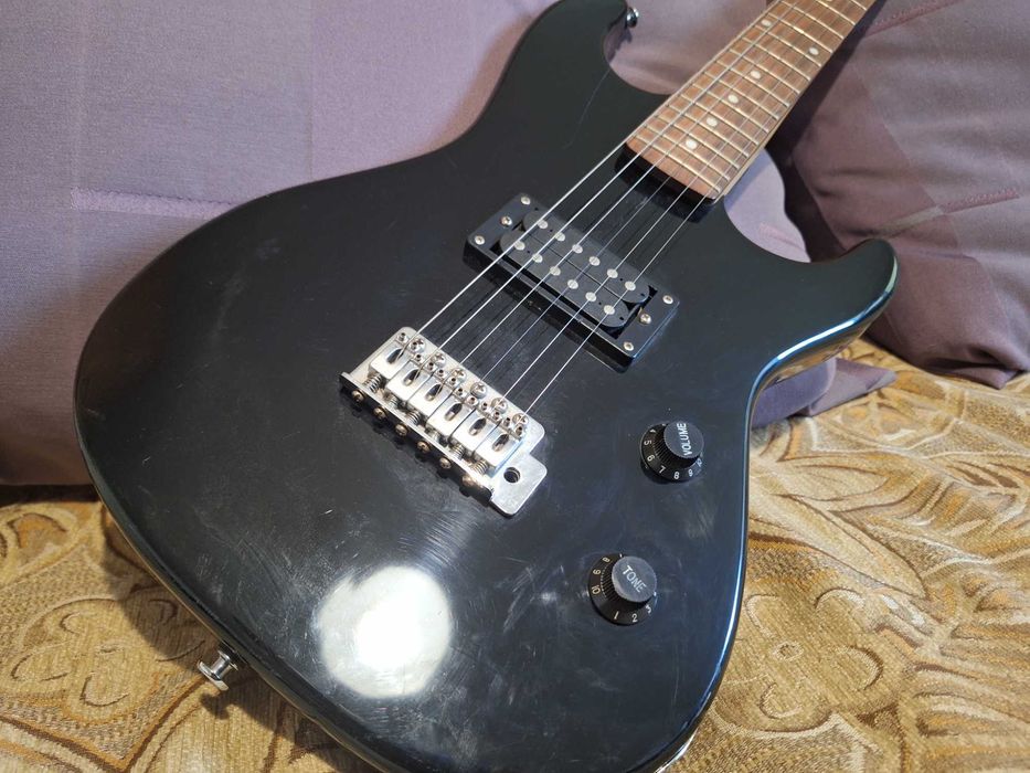 Електрическа китара Encore