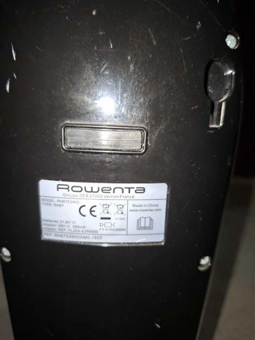 Aspirator vertical Rowenta - Dual Force, RH6753WO, roșu