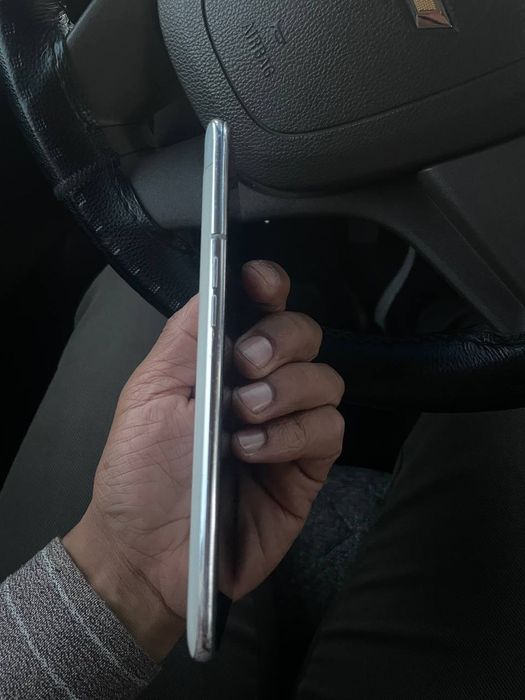 Самсунг А80 андроит